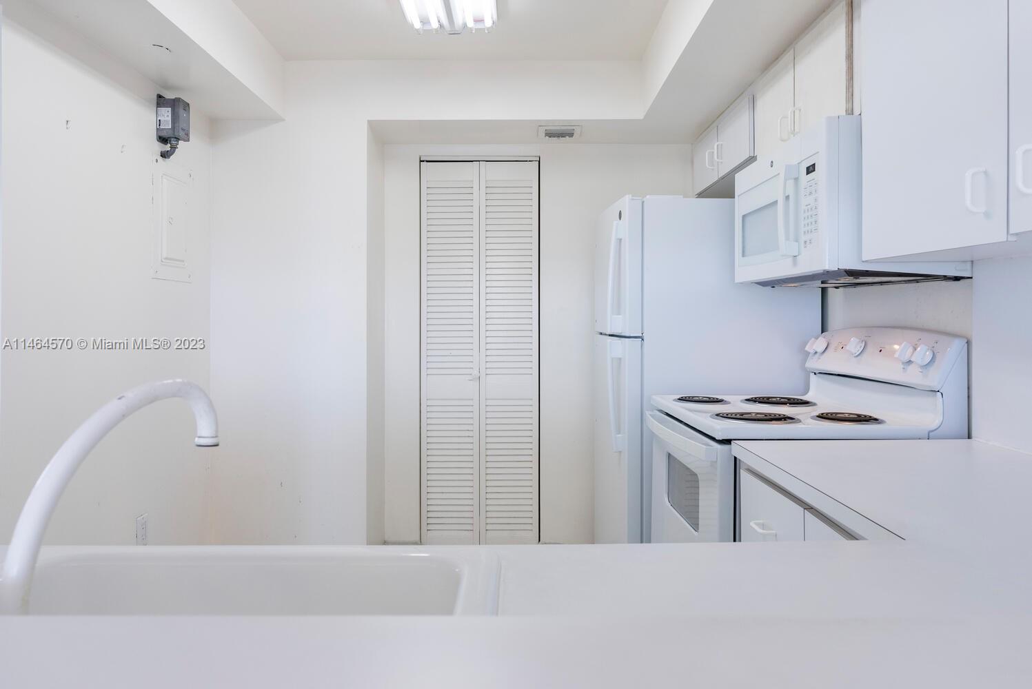 VENETIA CONDO - Residential