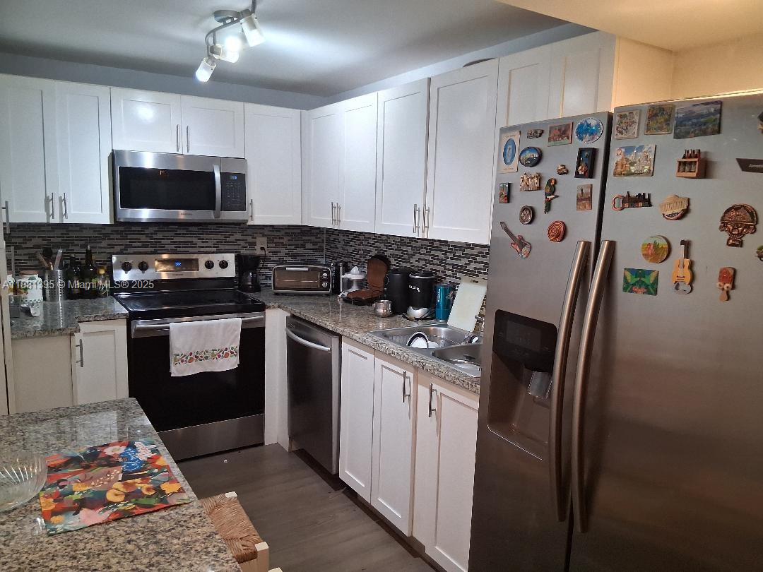 PARK PLACE CONDOMINIUM NO - Residential