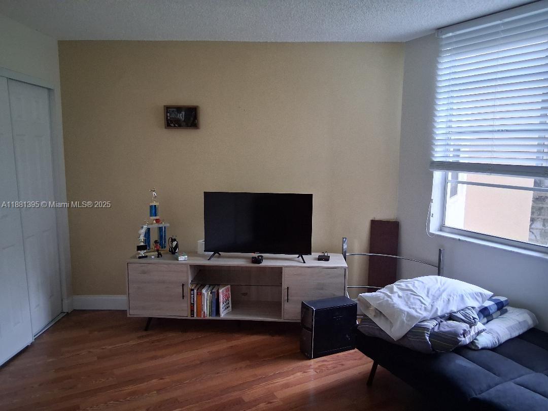 PARK PLACE CONDOMINIUM NO - Residential