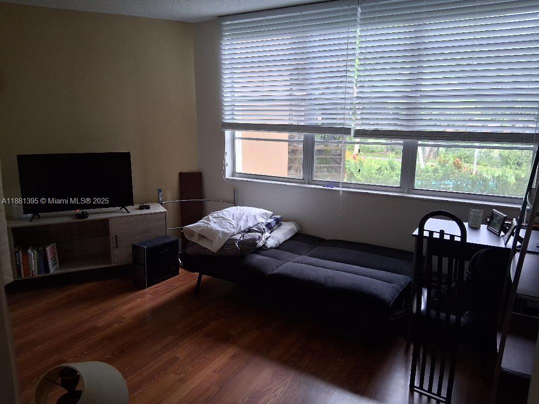 PARK PLACE CONDOMINIUM NO - Residential