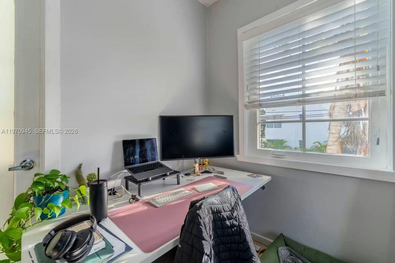 CASA 40 CONDO - Residential Lease