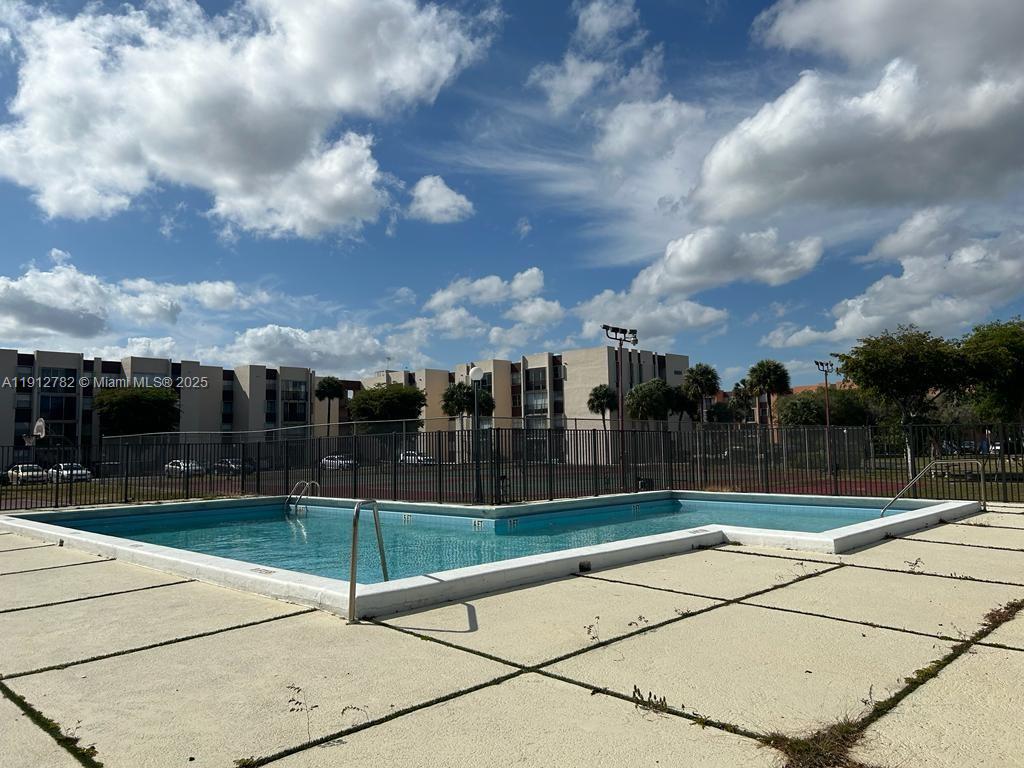 VERSAILLE GARDENS I CONDO - Residential Lease