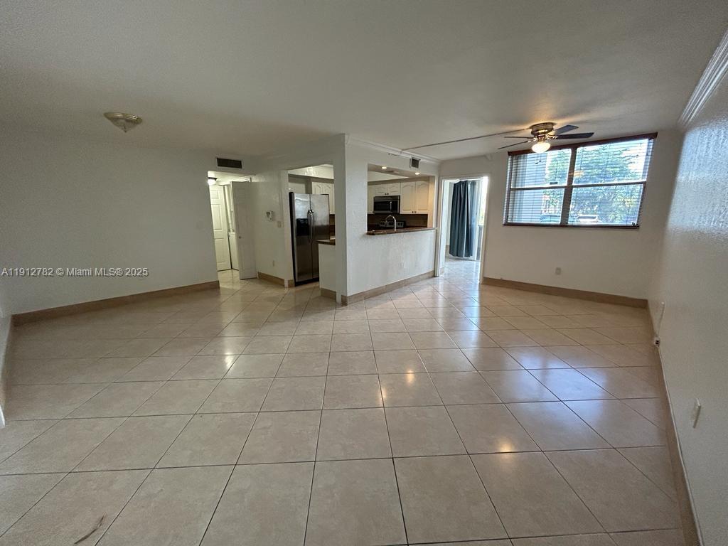 VERSAILLE GARDENS I CONDO - Residential Lease