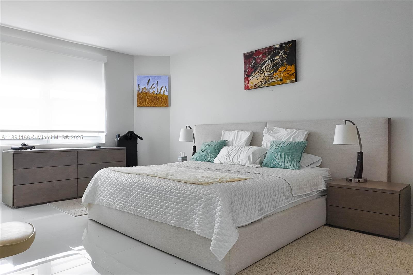 HEMISPHERES CONDO - Residential Lease