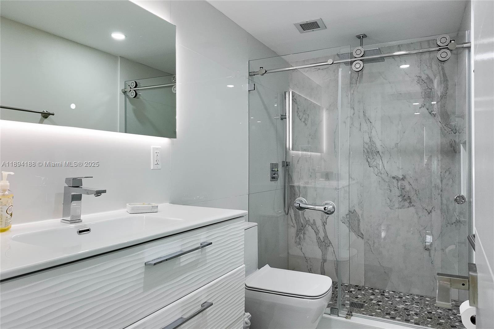 HEMISPHERES CONDO - Residential Lease