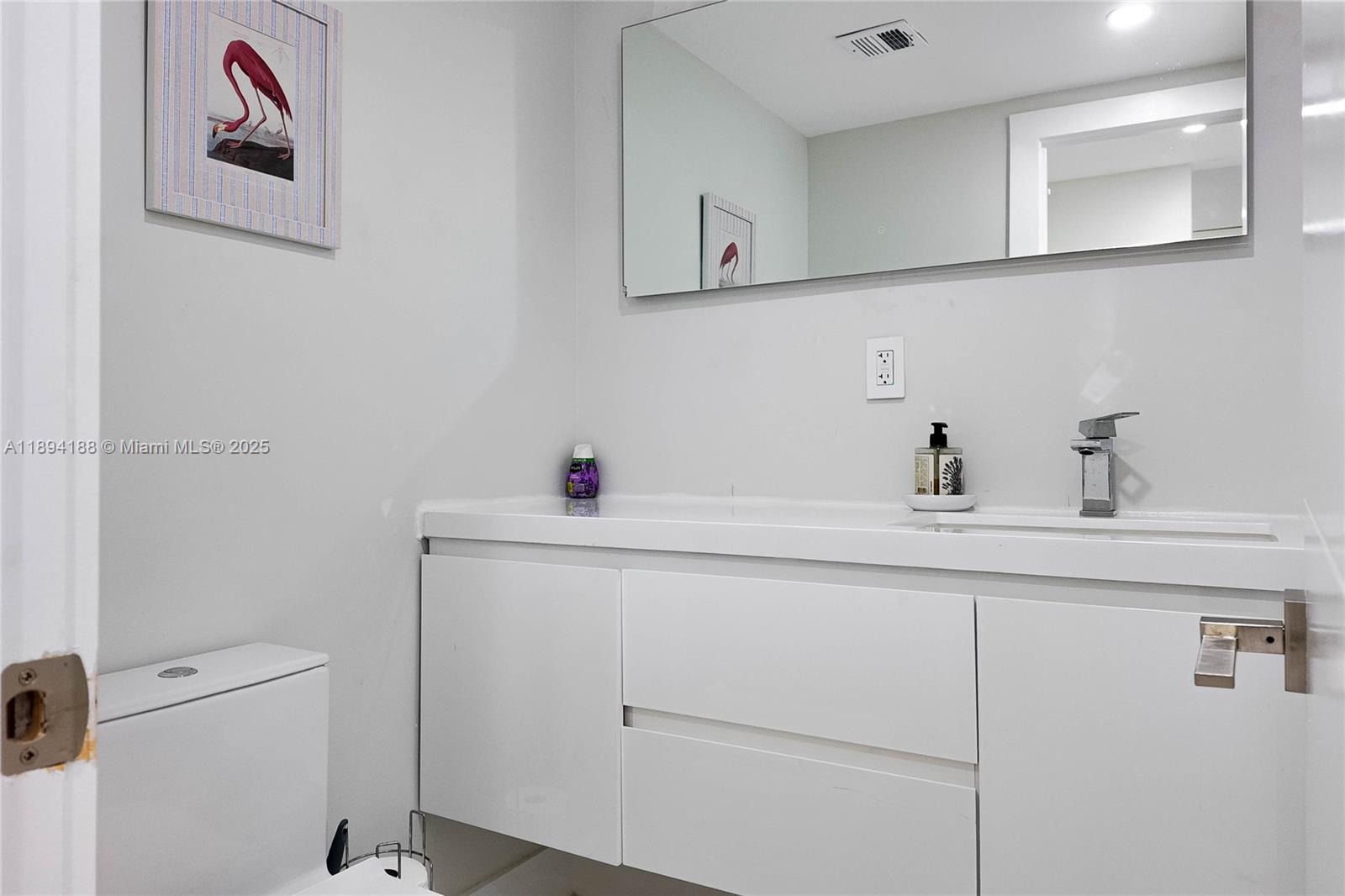 HEMISPHERES CONDO - Residential Lease