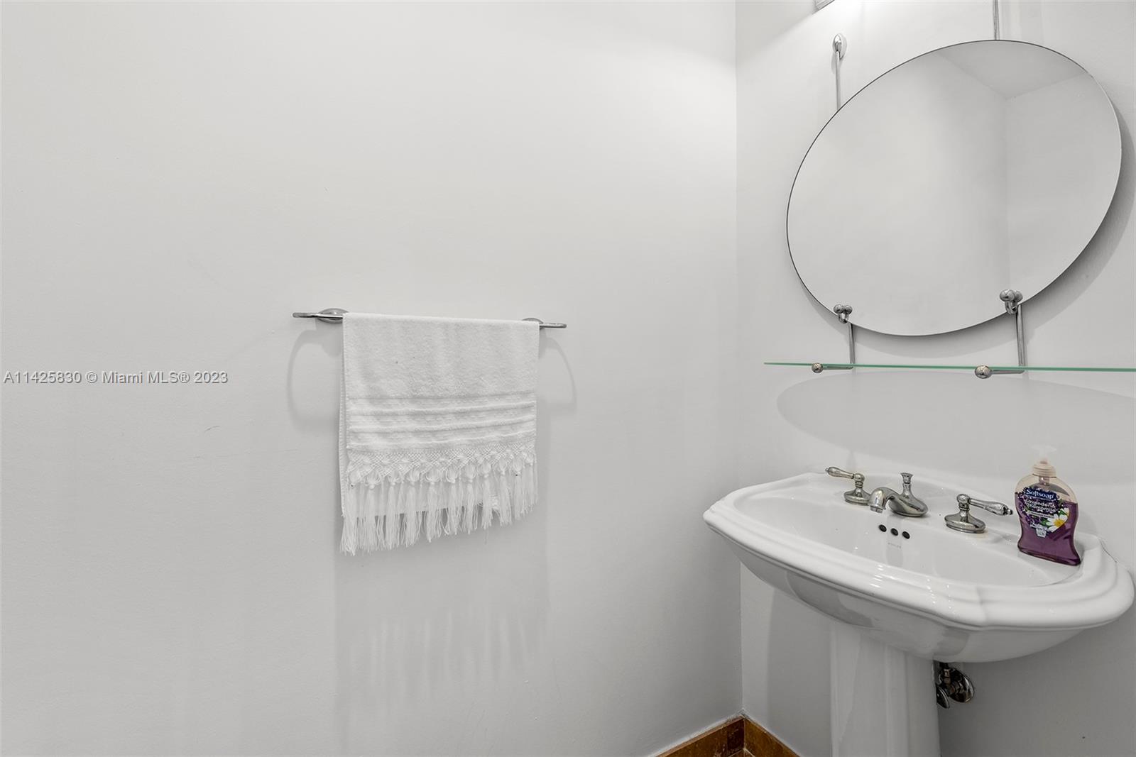 SANCTUARY AT PINECREST - Residential