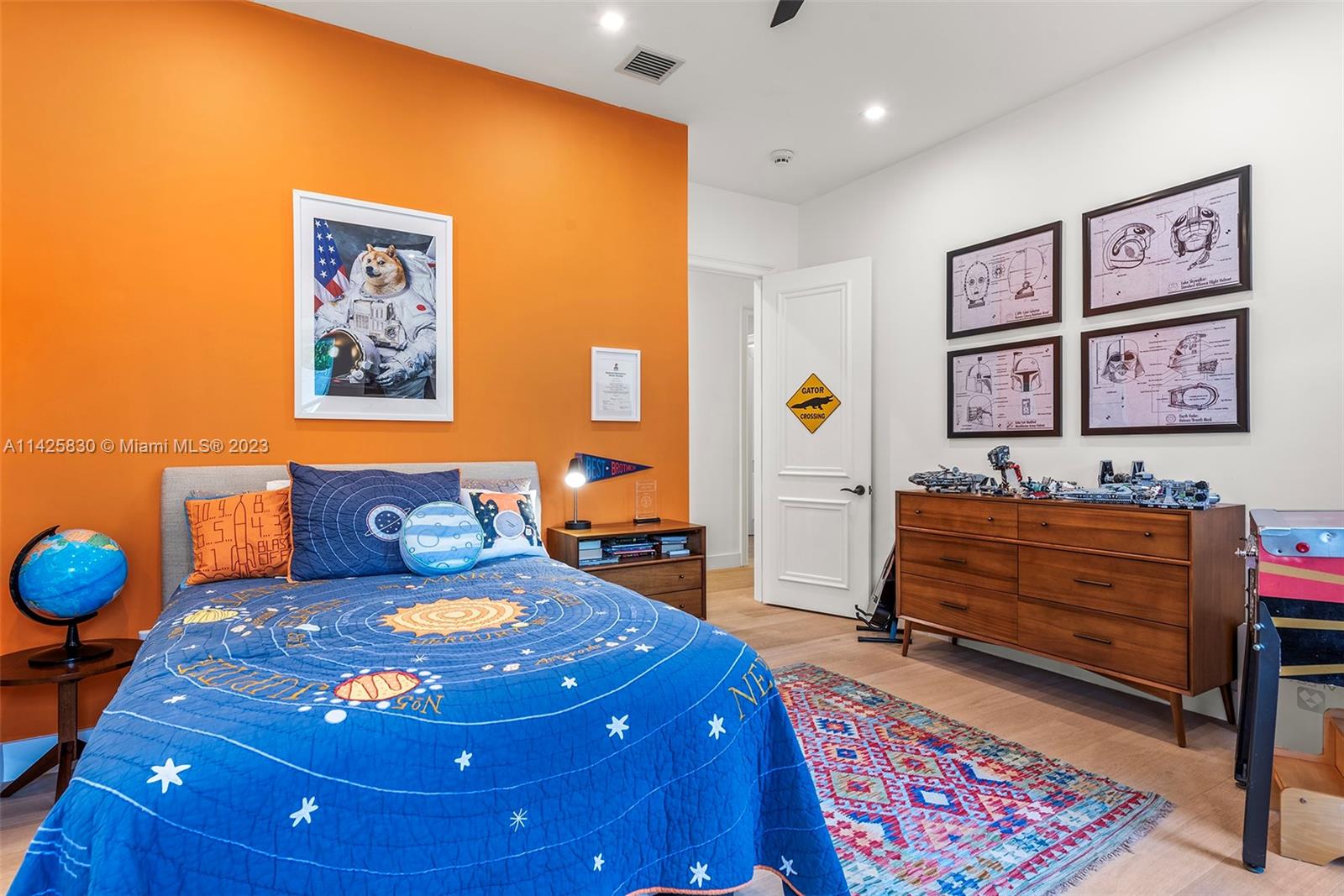 SANCTUARY AT PINECREST - Residential