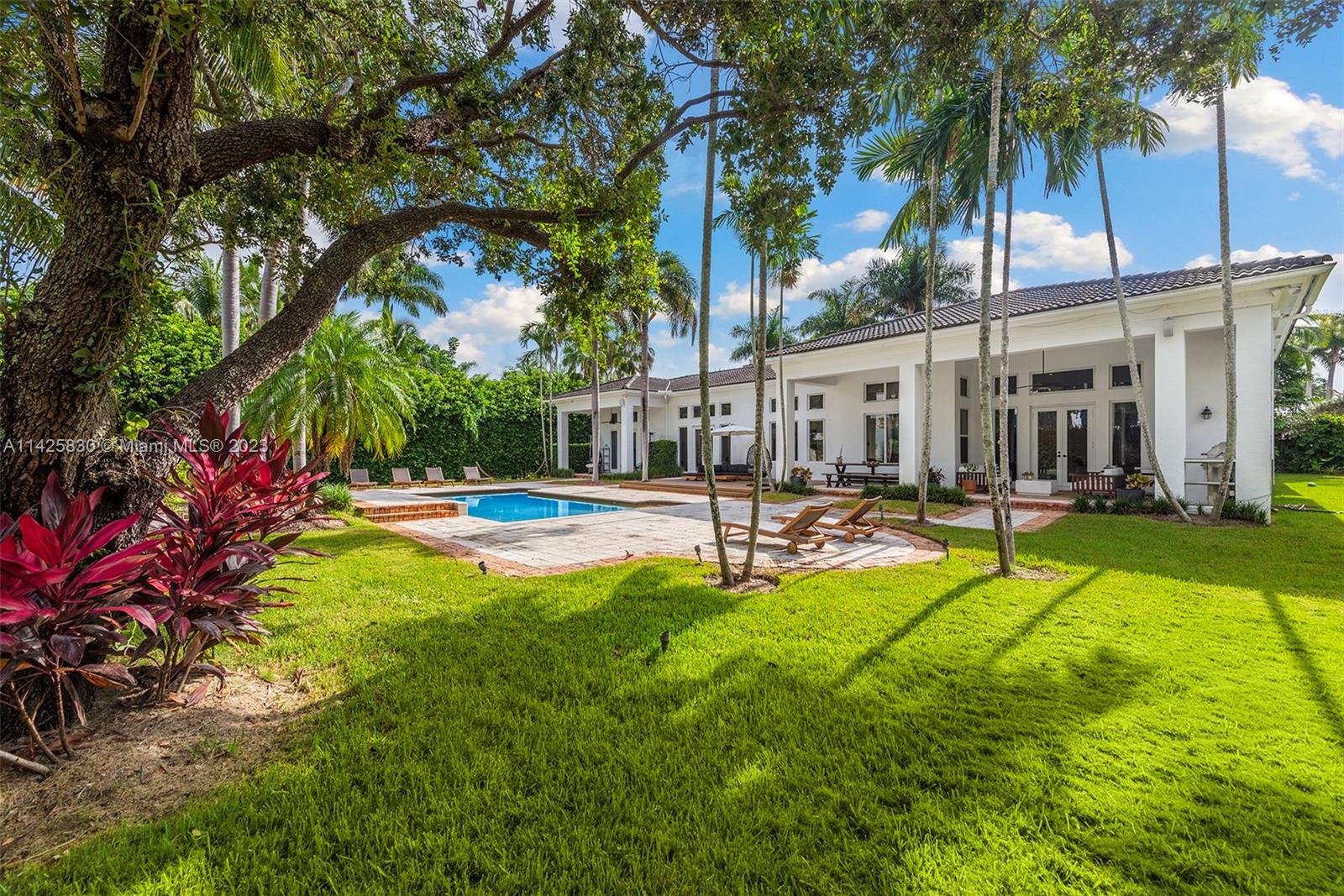 SANCTUARY AT PINECREST - Residential