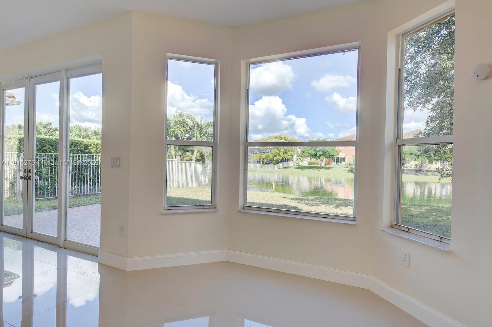 RIVIERA ISLES II - Residential Lease