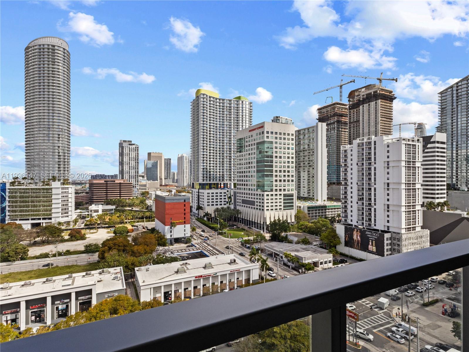 smart Brickel condo - Residential