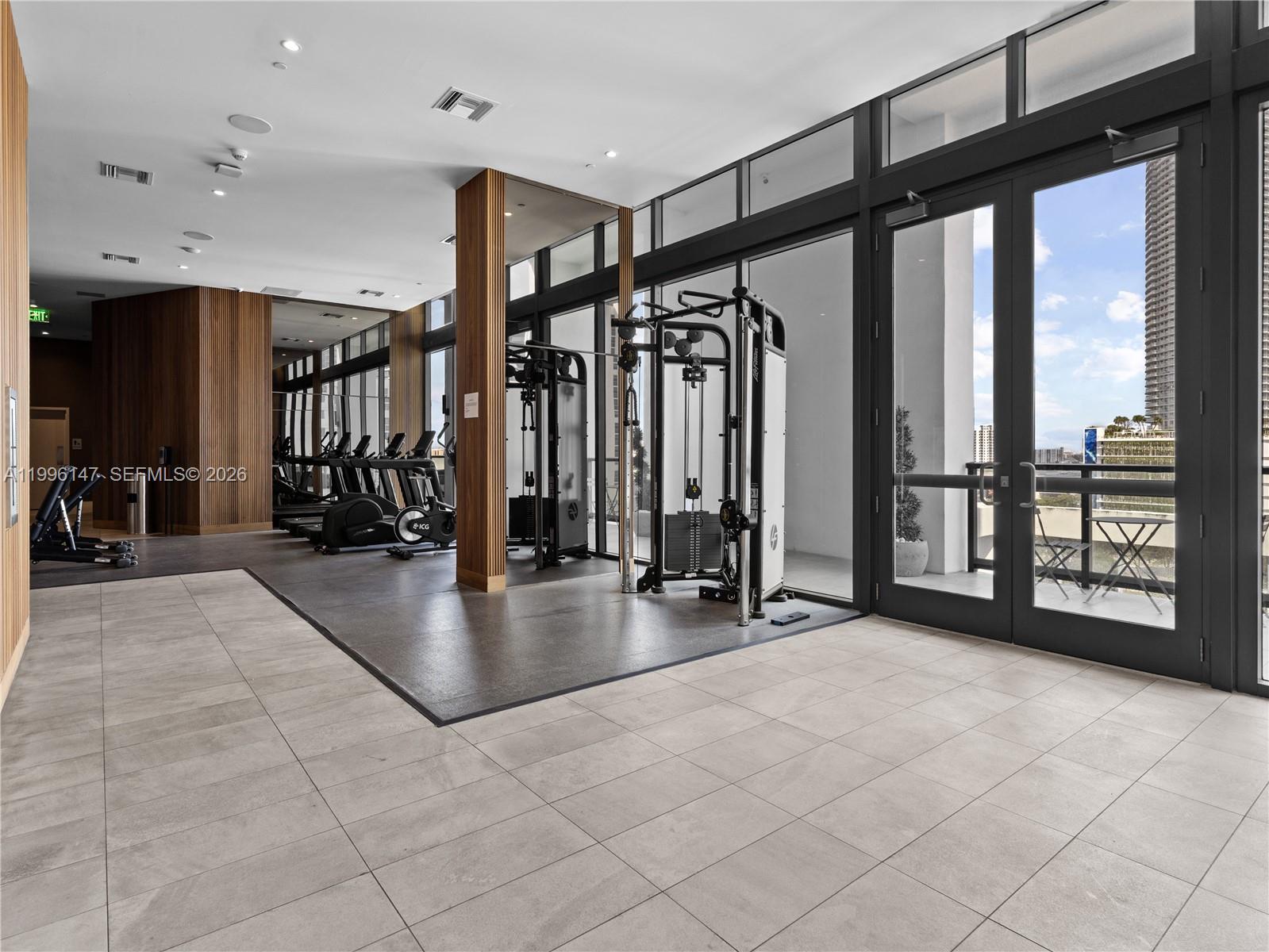 smart Brickel condo - Residential