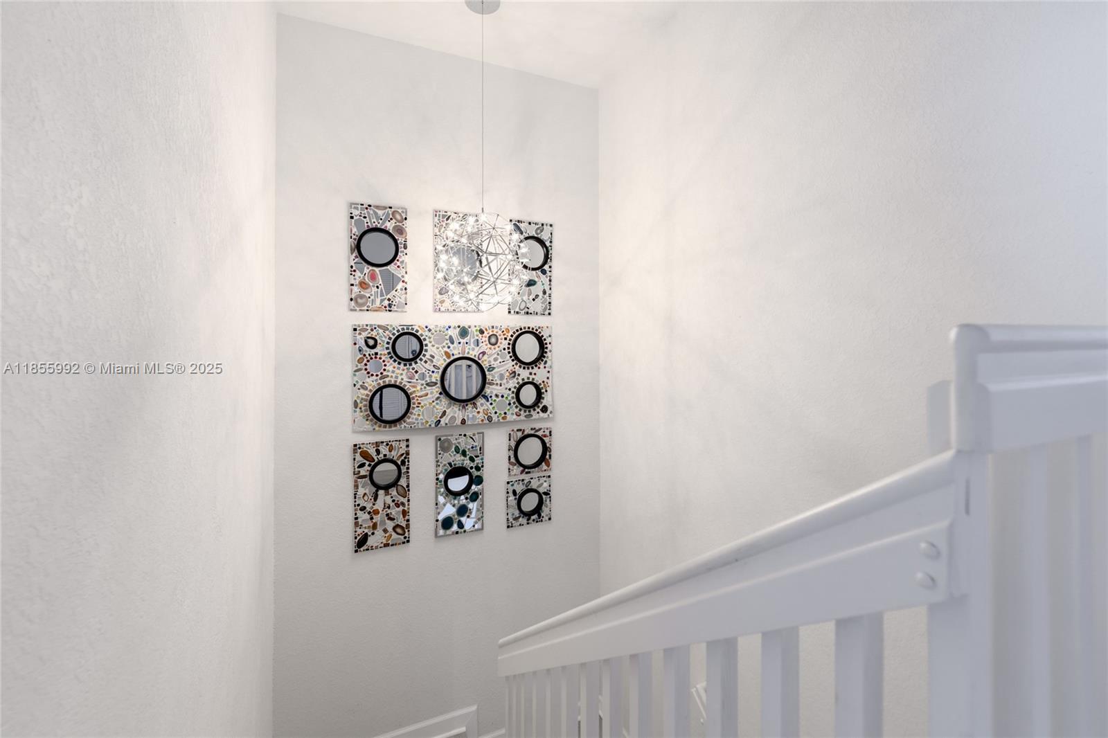 VISTA LAGO - Residential