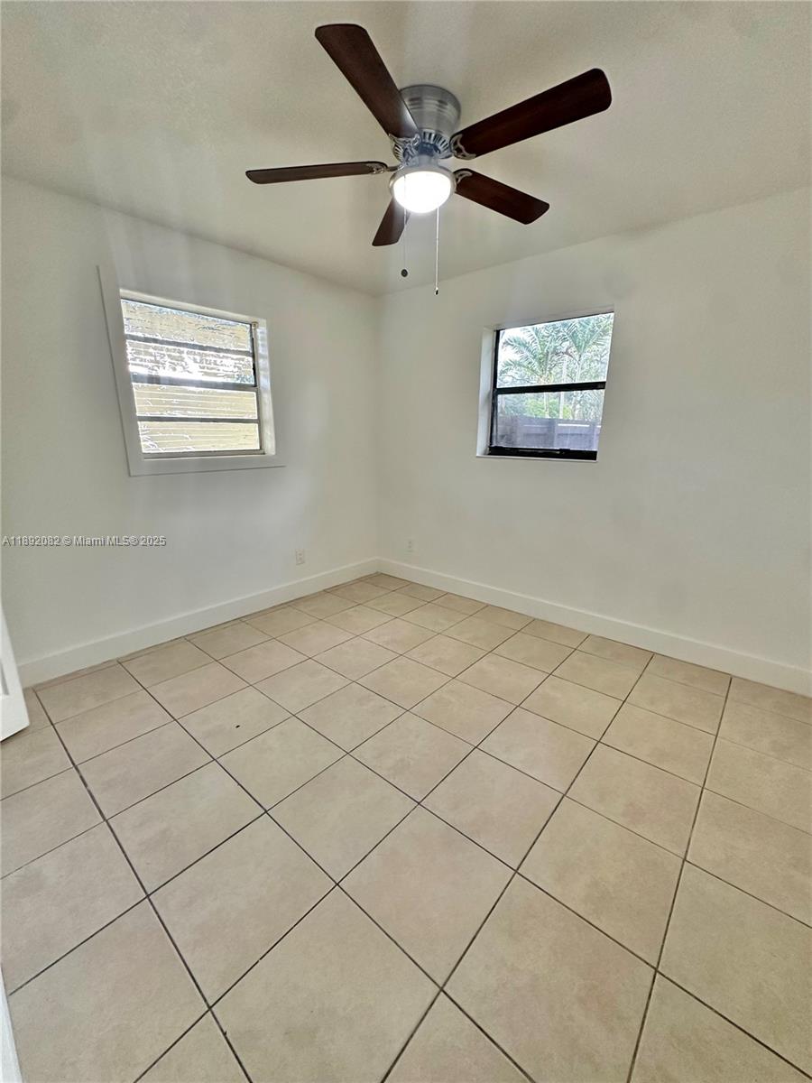 LAKE FOREST SEC 4 - Residential Lease