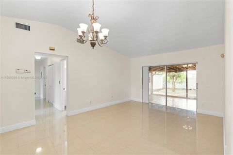 Single Family Residence in Miami FL 10944 158th Ter Ter 10.jpg