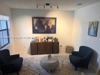 PINE VISTA - Residential Lease