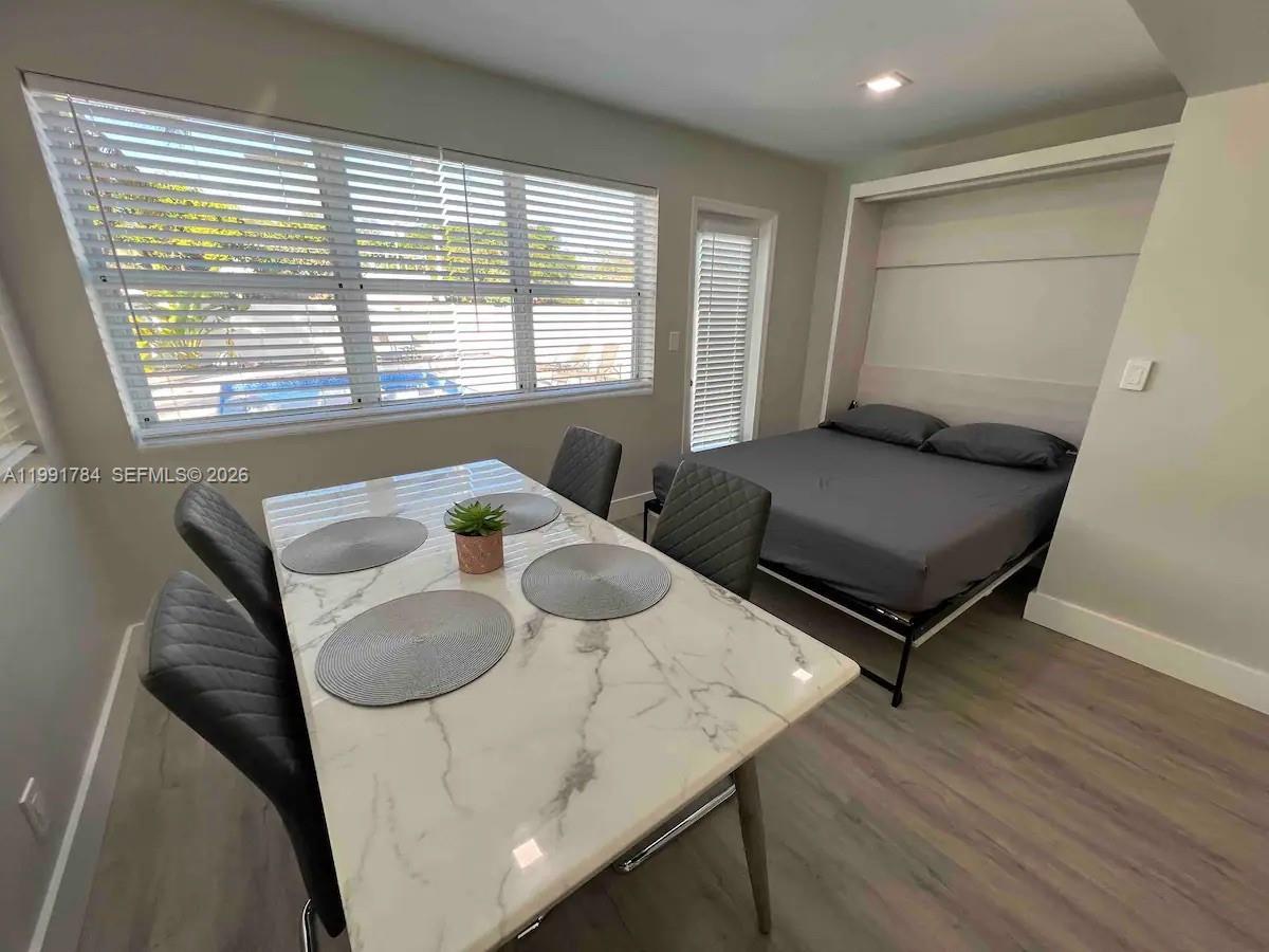 HOLLYWOOD SOUTH SIDE ADD - Residential Income