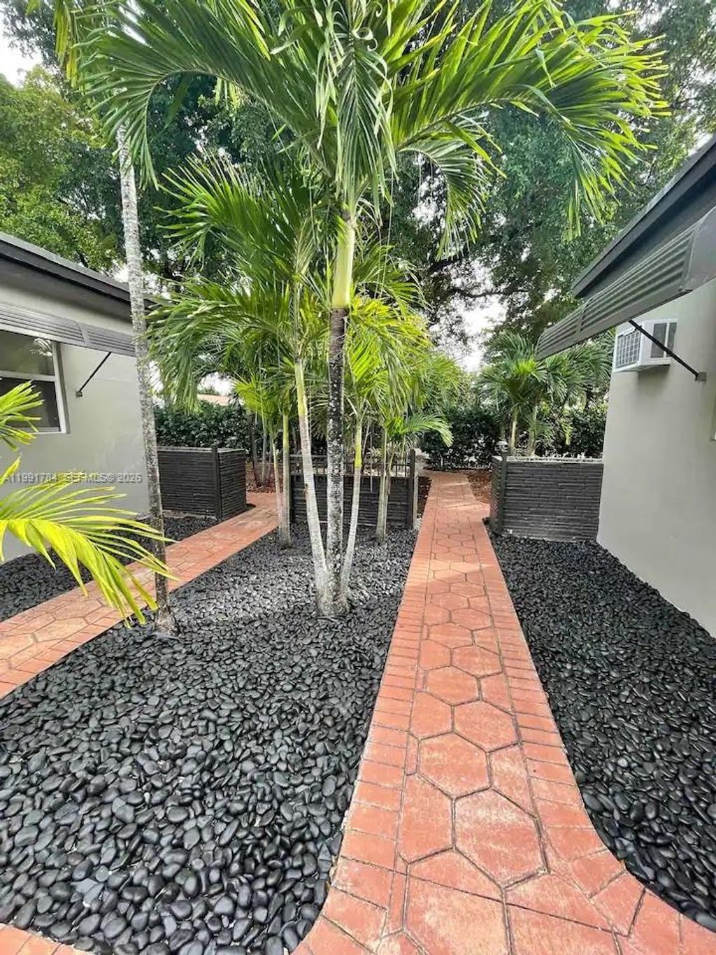 Photo of 1925 Dewey St, Hollywood, FL 33020 (MLS # A11991784)