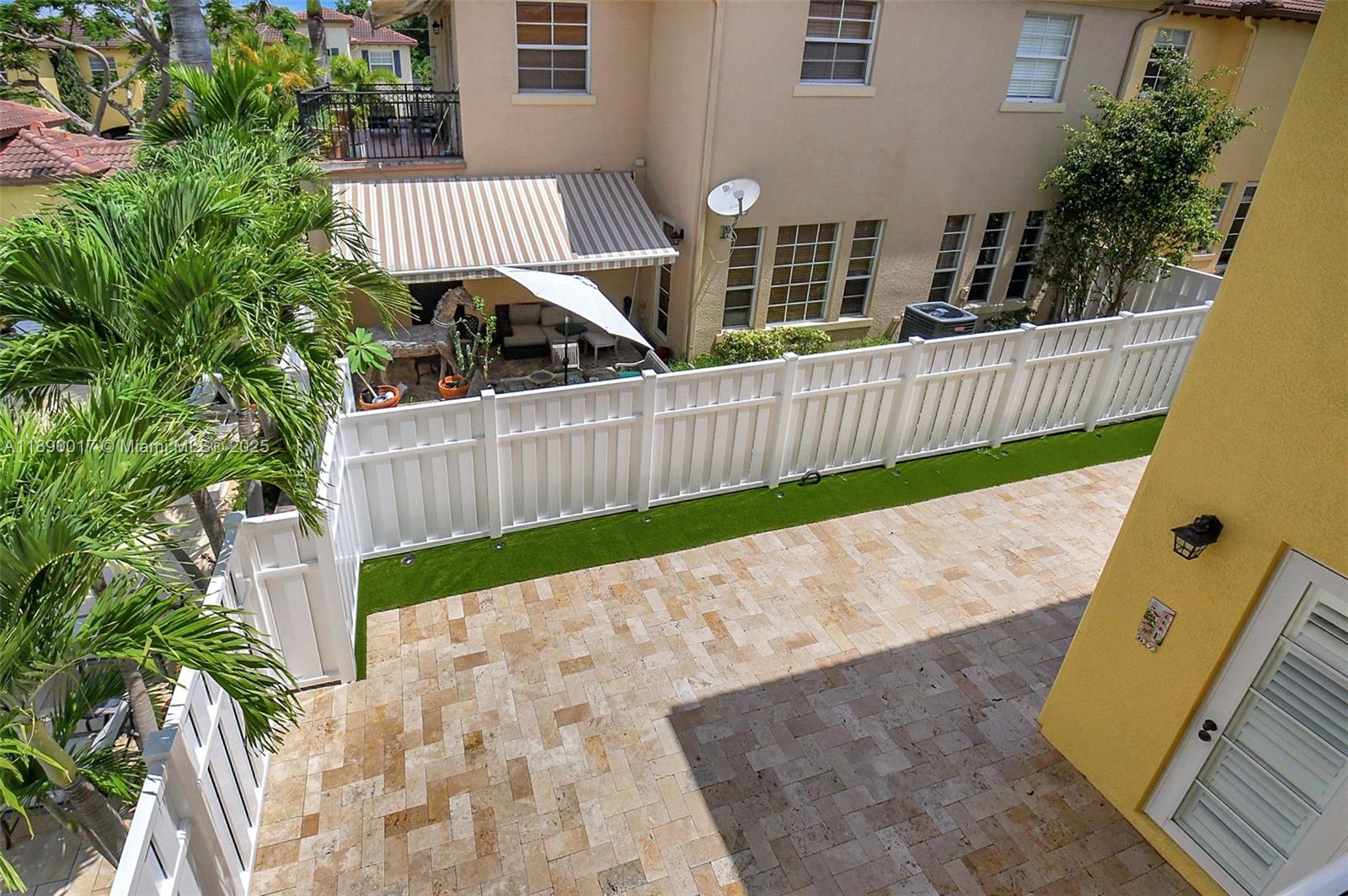 ROYAL POINCIANA - Residential Lease