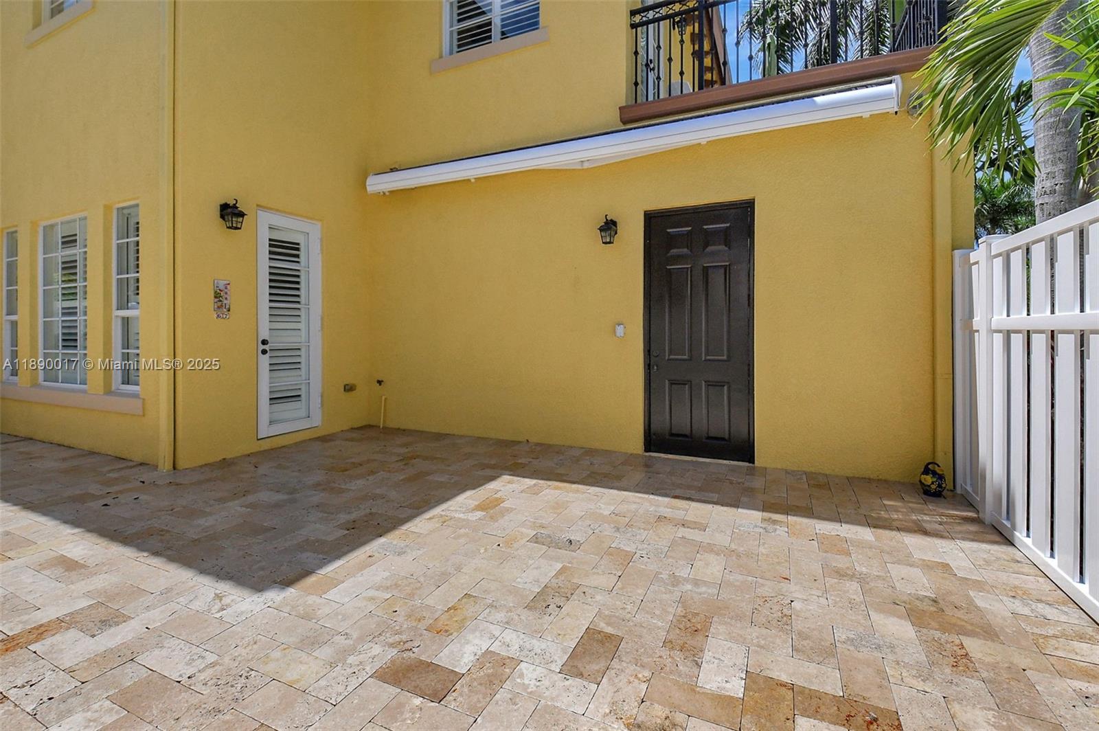 ROYAL POINCIANA - Residential Lease