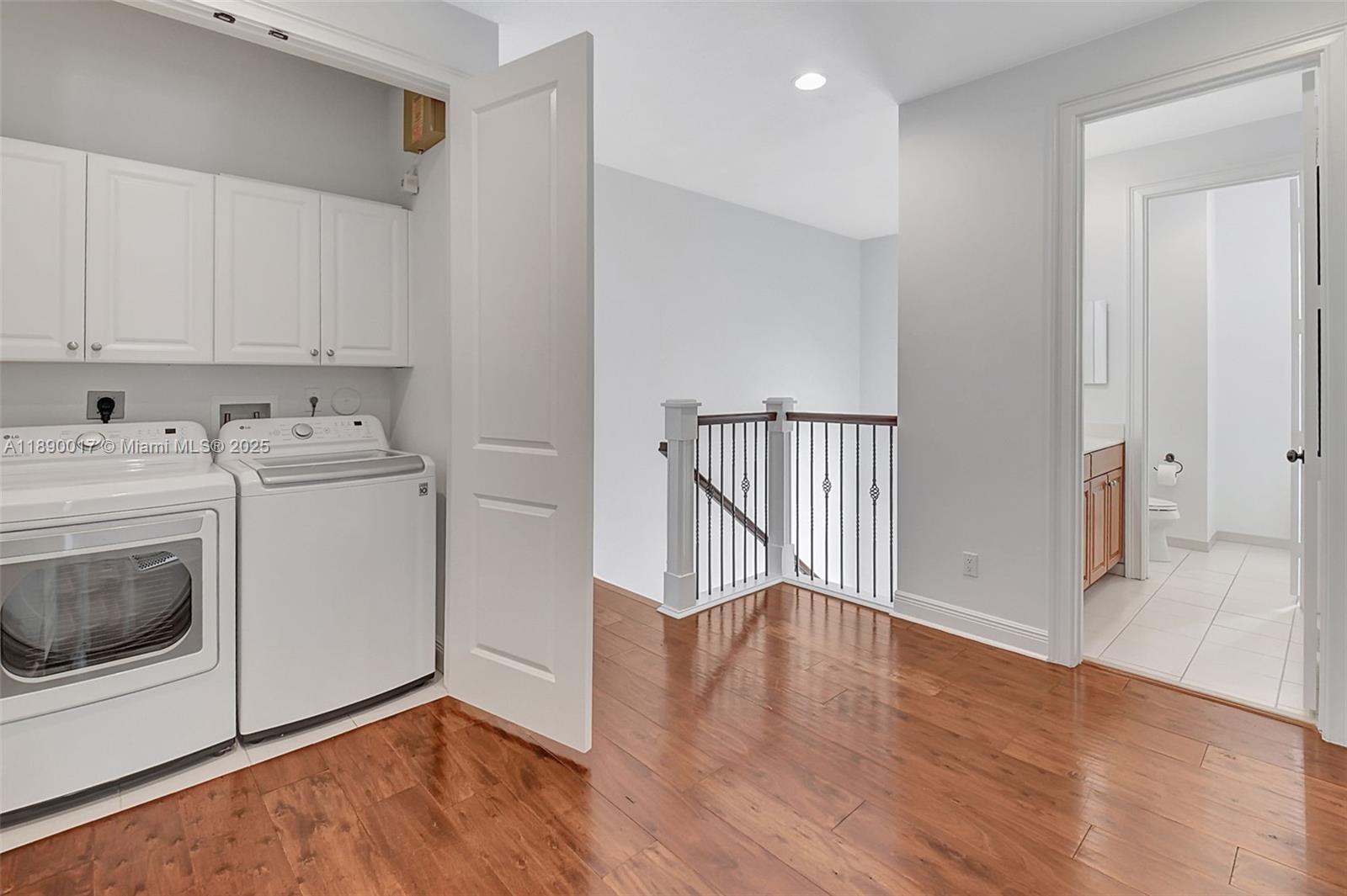 ROYAL POINCIANA - Residential Lease