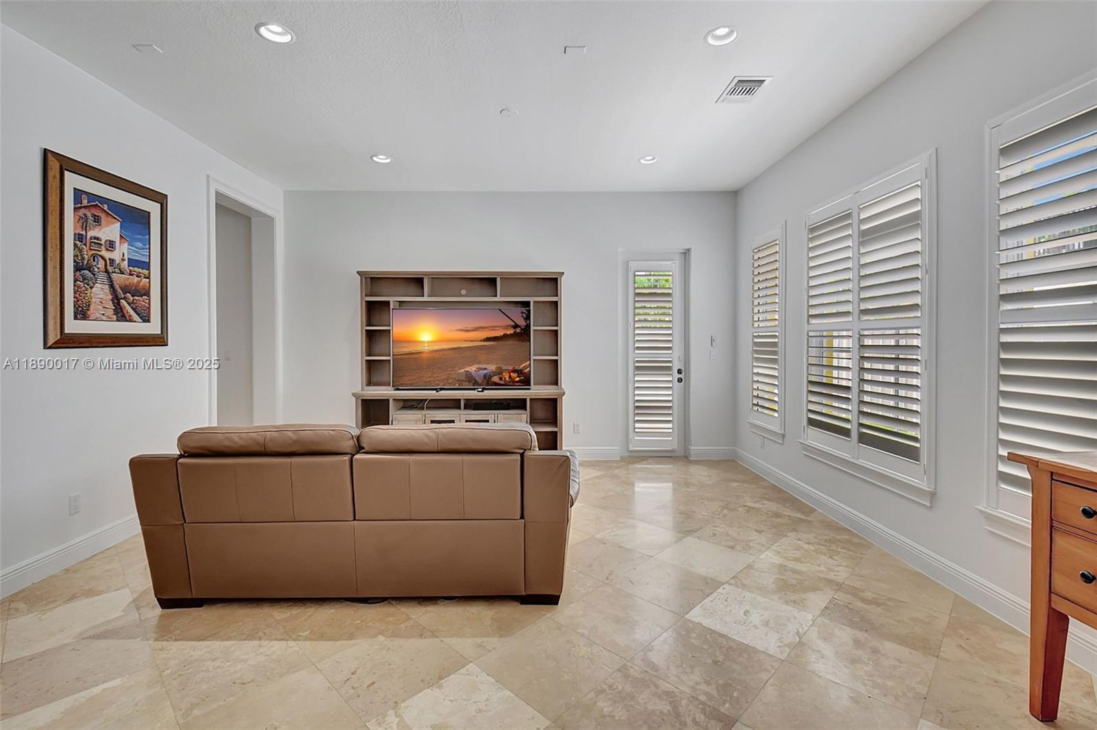 ROYAL POINCIANA - Residential Lease