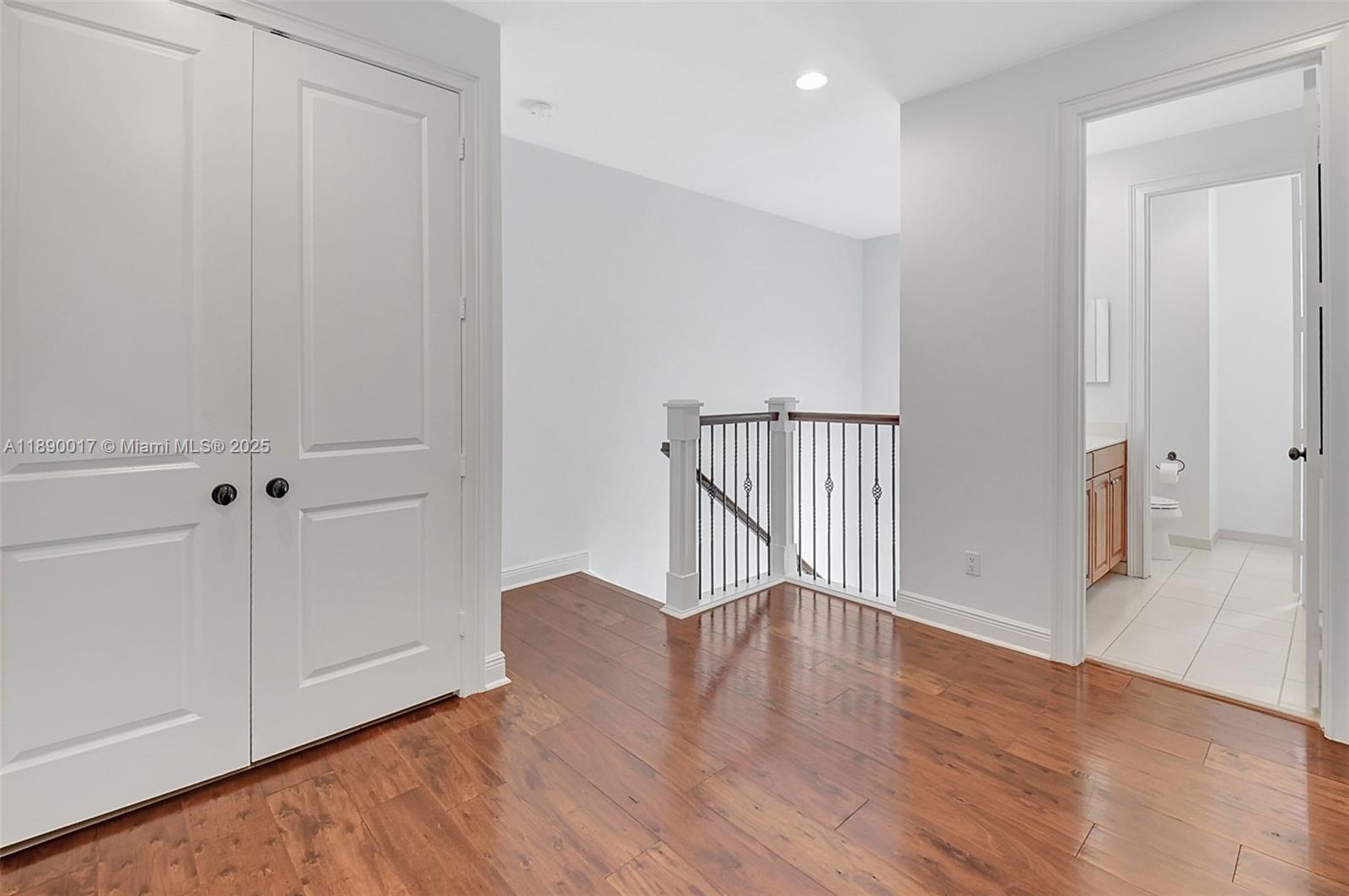 ROYAL POINCIANA - Residential Lease