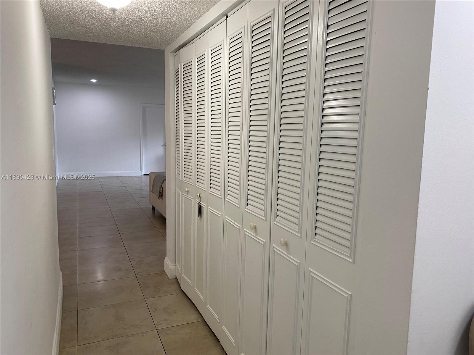 HALLANDALE GARDENS CONDO - Residential Lease