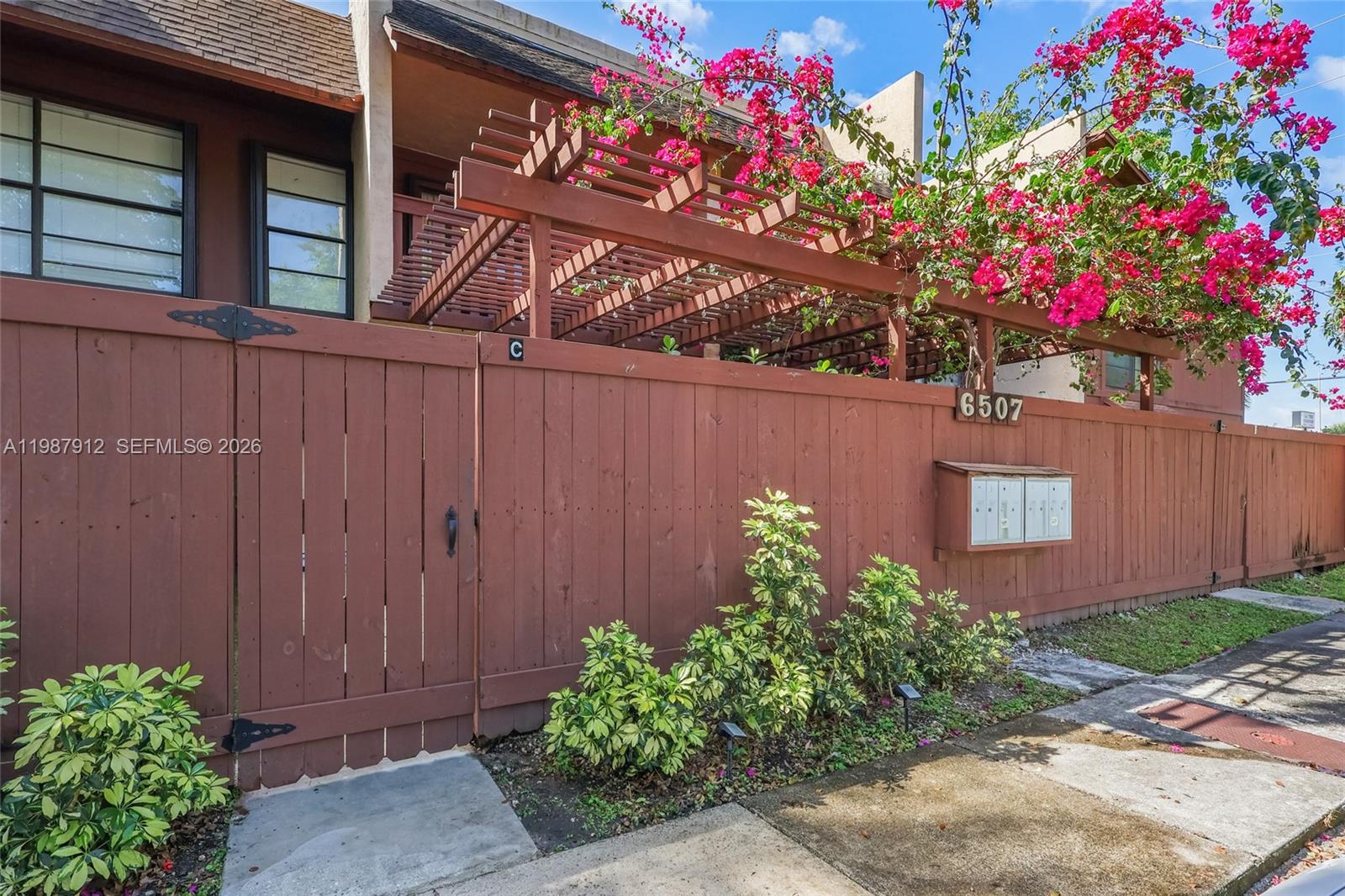 SNAPPER VILLAGE CONDO PHA - Residential