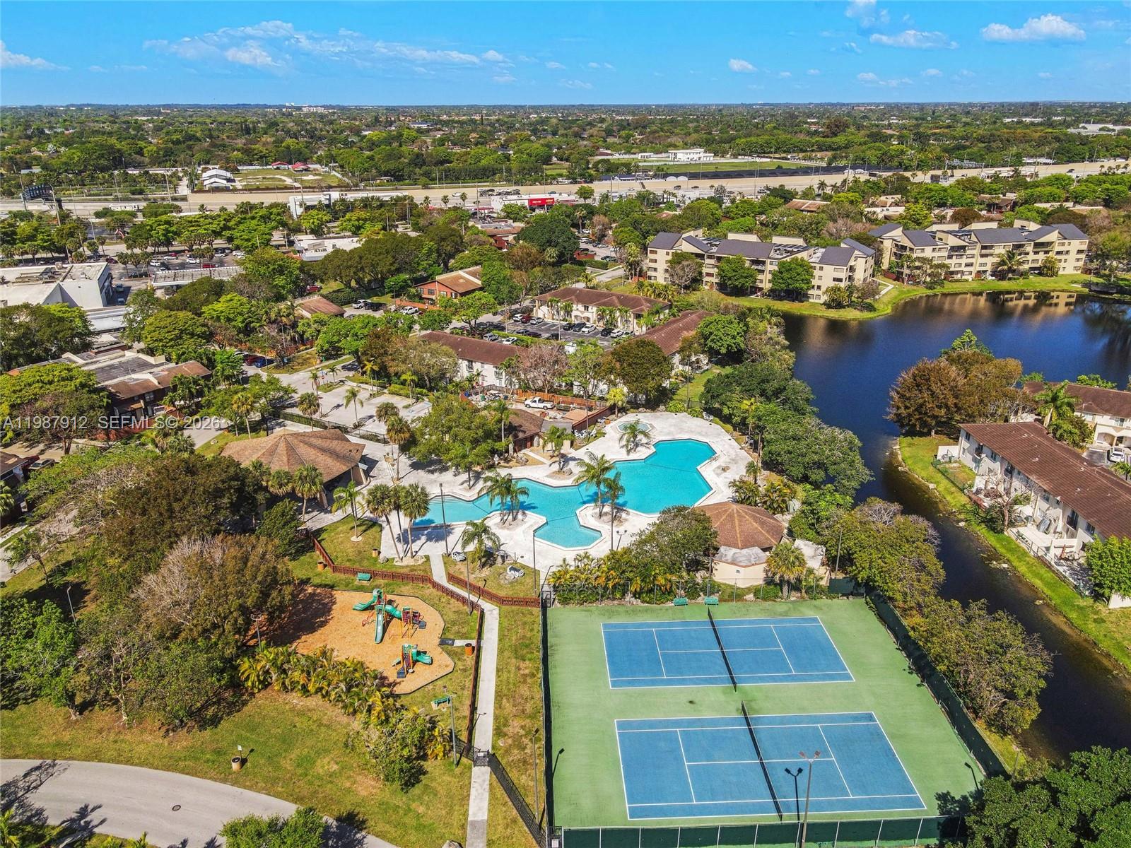 SNAPPER VILLAGE CONDO PHA - Residential