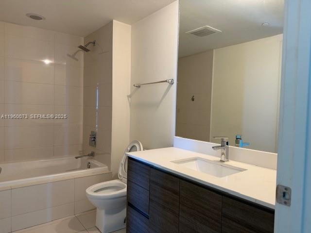 1100 MILLECENTO RESIDENCE - Residential Lease