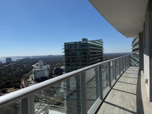 1100 MILLECENTO RESIDENCE - Residential Lease