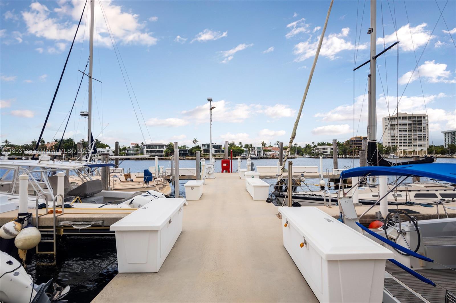 Grove Isle Marina - Land