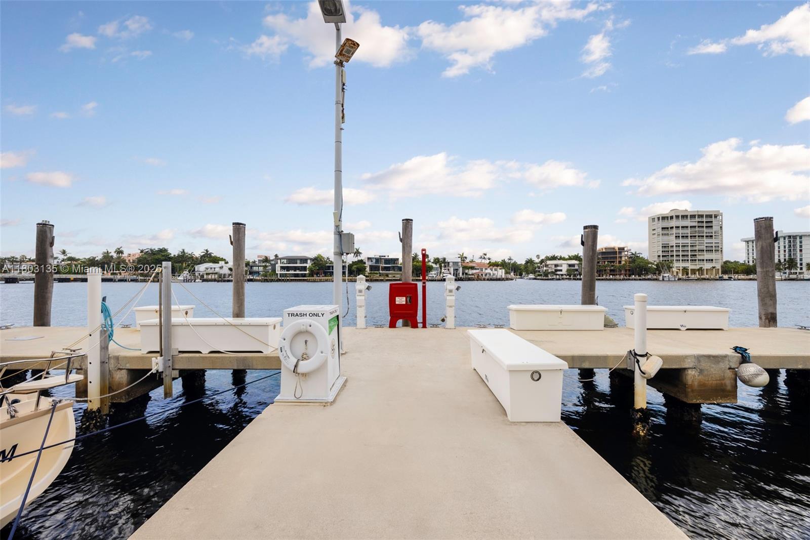 Grove Isle Marina - Land