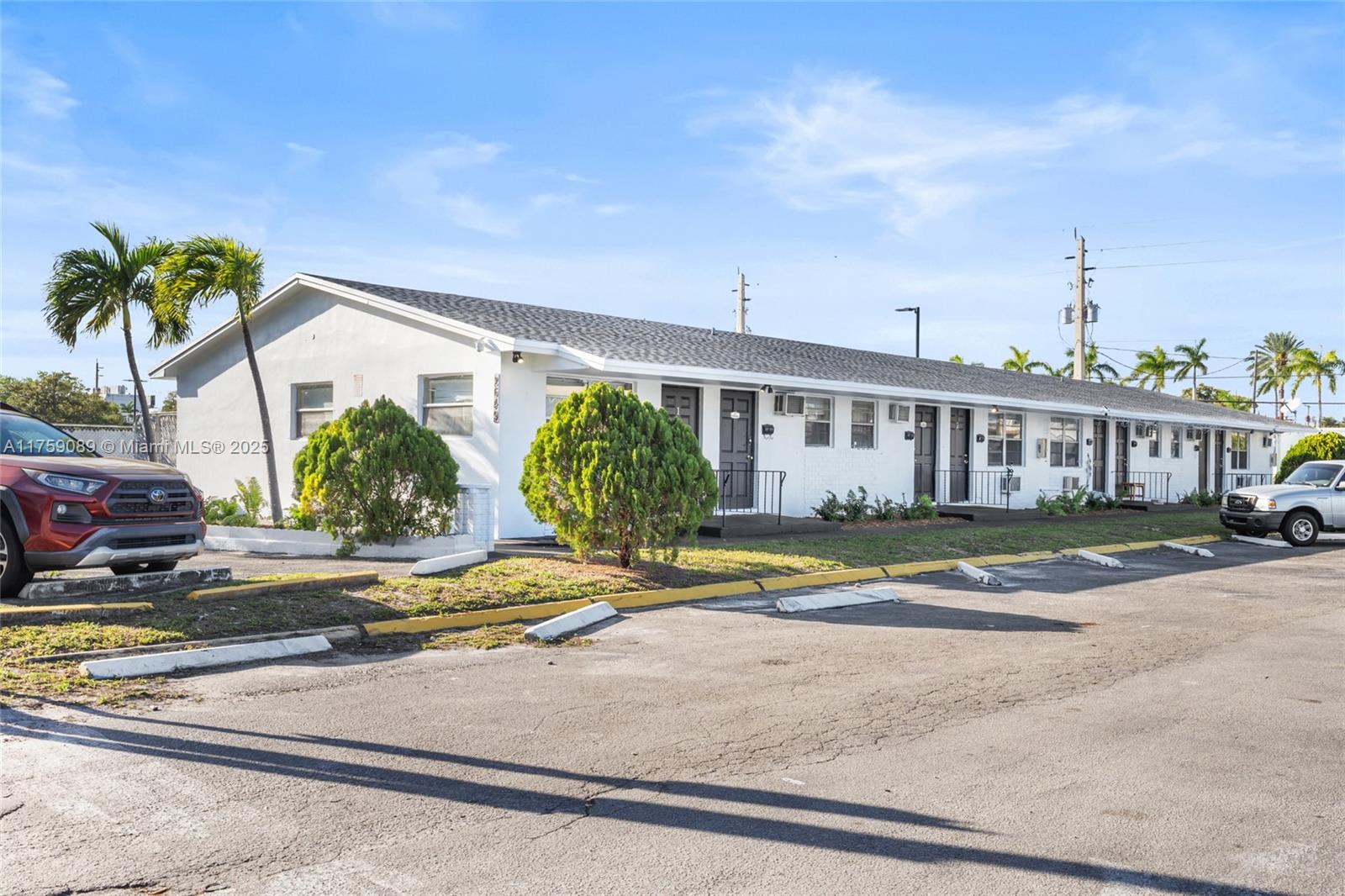 Rental Property at 2649 Van Buren St 1, Hollywood, Broward County, Florida - Bedrooms: 2 
Bathrooms: 2  - $2,500 MO.