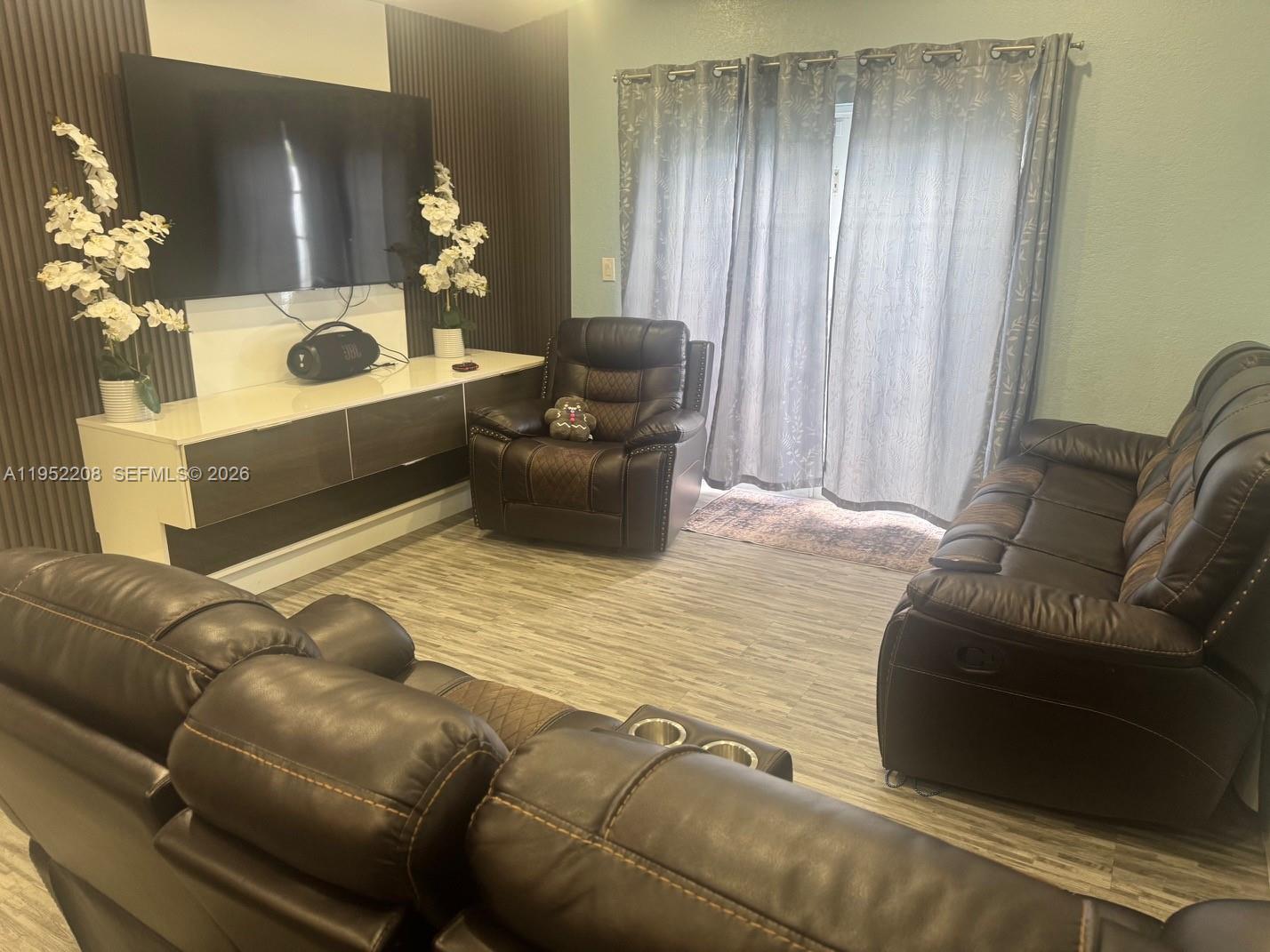 SIERRA MIRADA - Residential