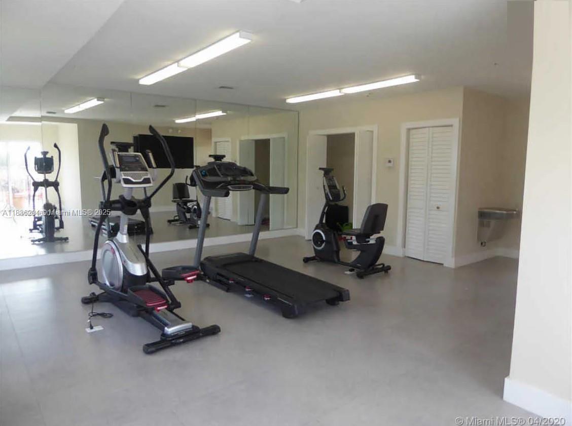 555 E Dania Beach Blvd 5