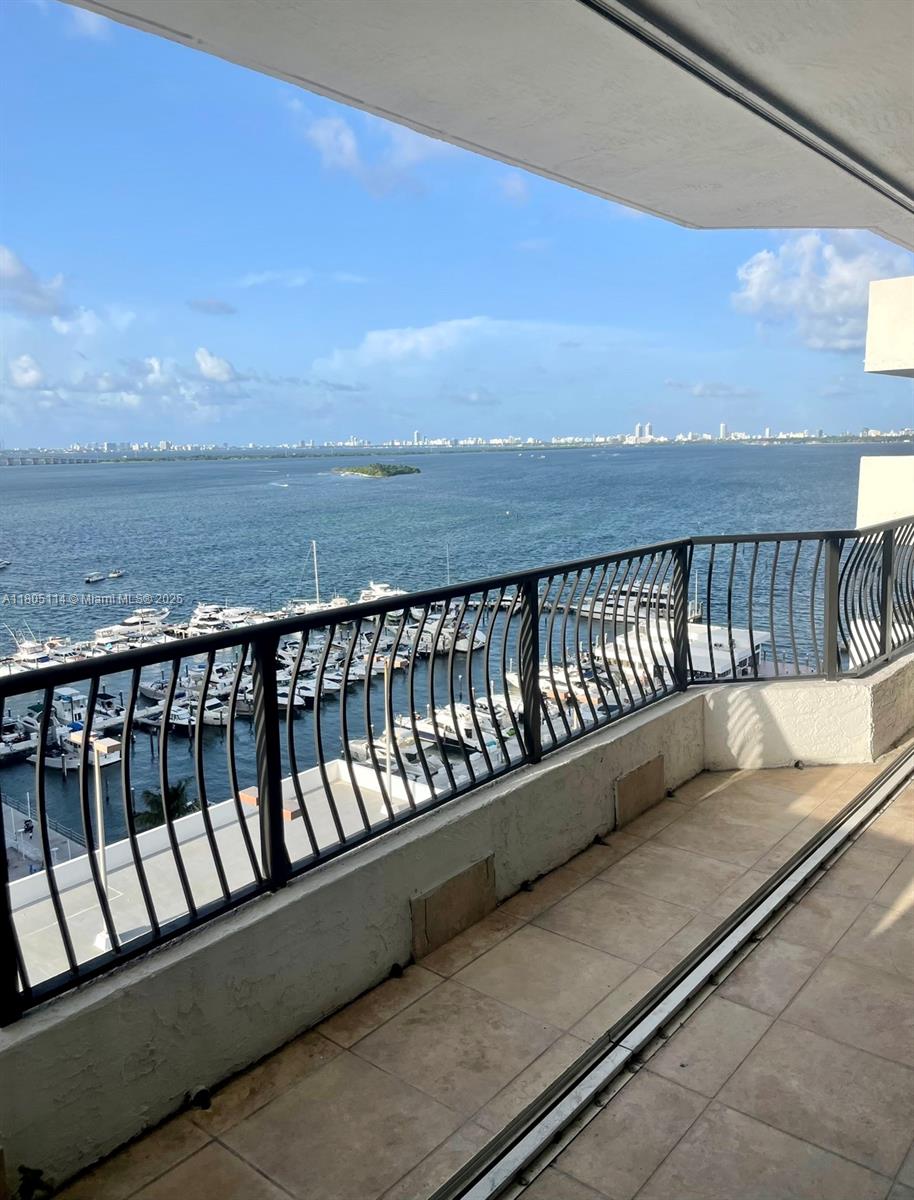 VENETIA CONDO - Residential Lease