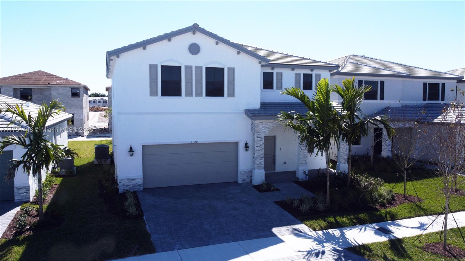 Rental Property at 13378 Sw 284th Ter 13378, Homestead, Miami-Dade County, Florida - Bedrooms: 4 
Bathrooms: 3  - $3,600 MO.