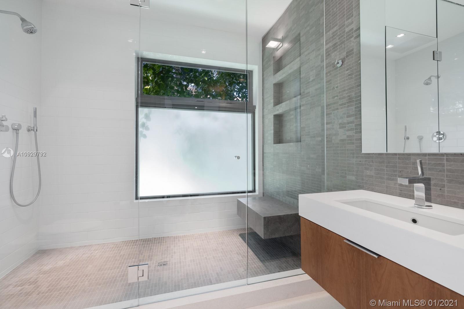 SUNRISE HARBOUR REV - Residential