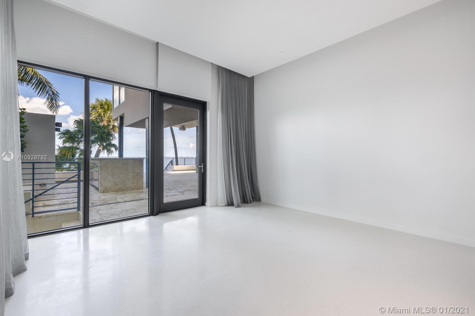 SUNRISE HARBOUR REV - Residential