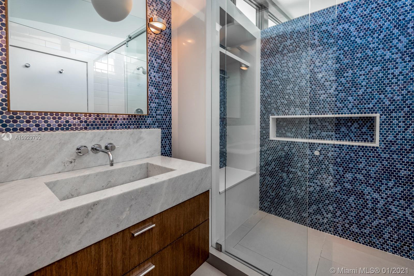 SUNRISE HARBOUR REV - Residential