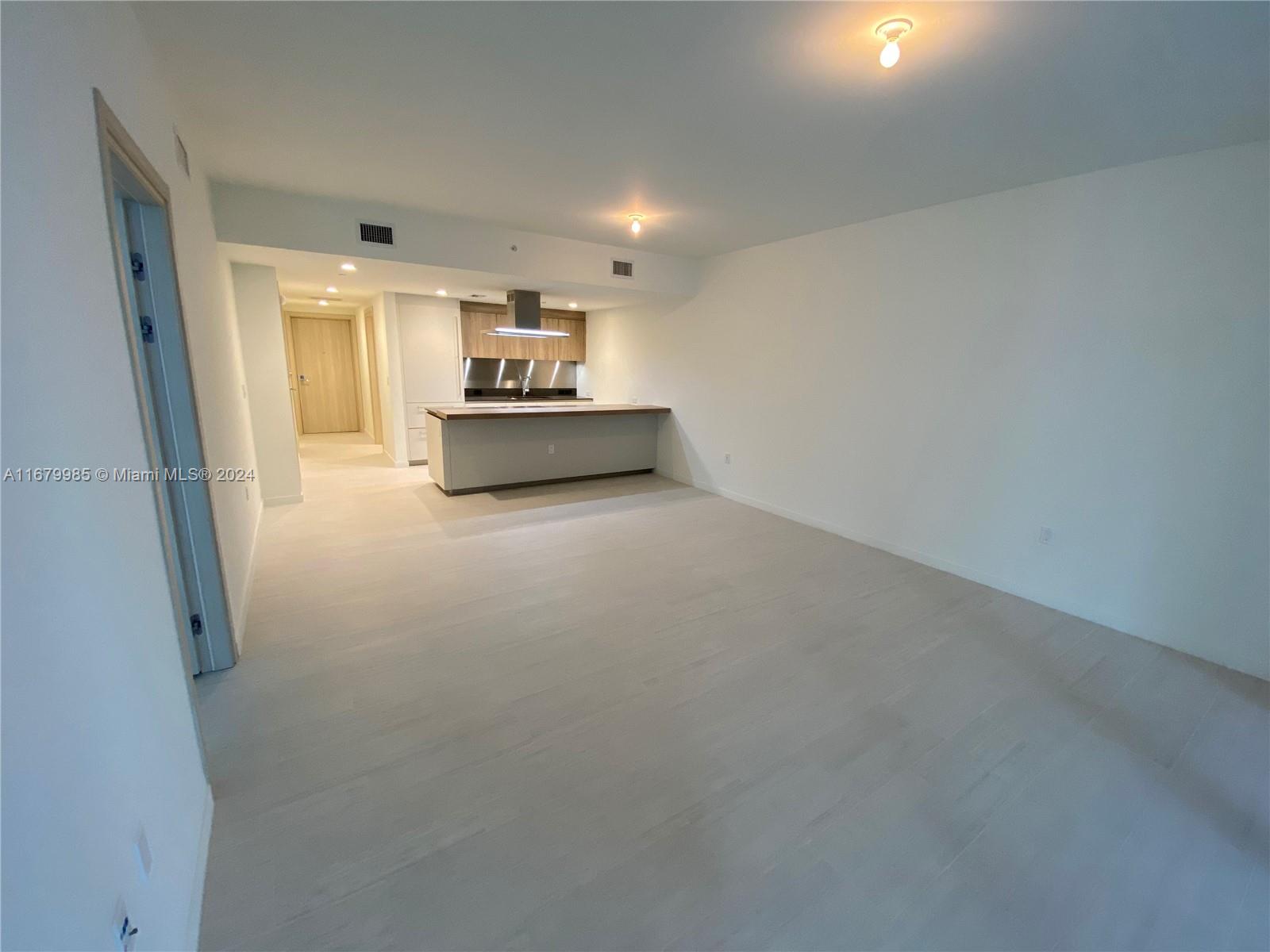 Brickell Flatiron - Residential