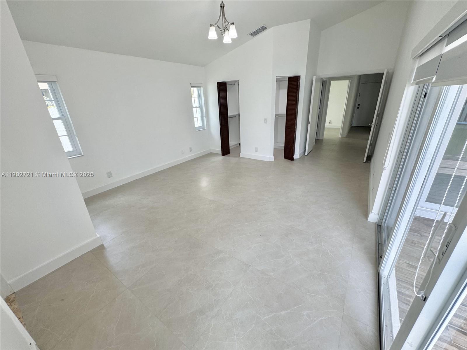 SECTOR 4 - Residential Lease