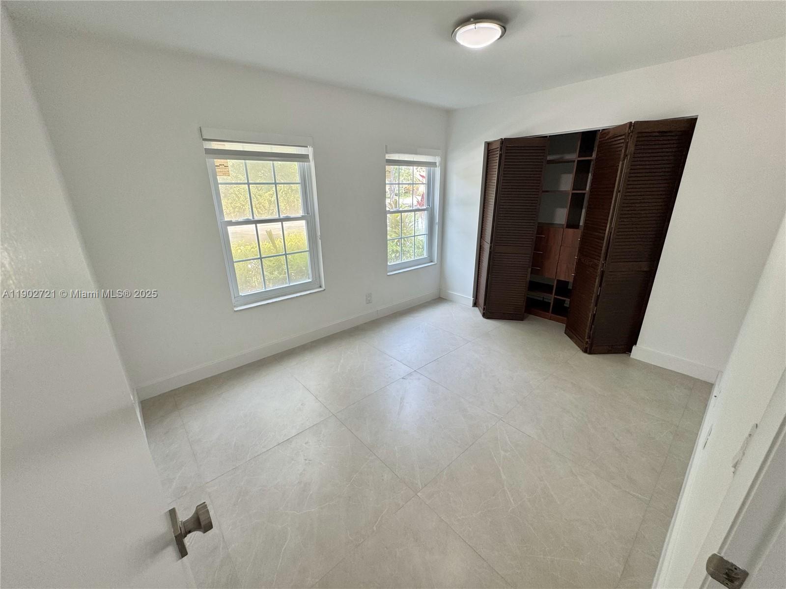 SECTOR 4 - Residential Lease