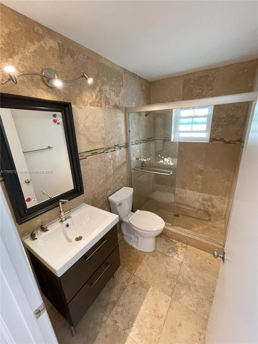 SECTOR 4 - Residential Lease