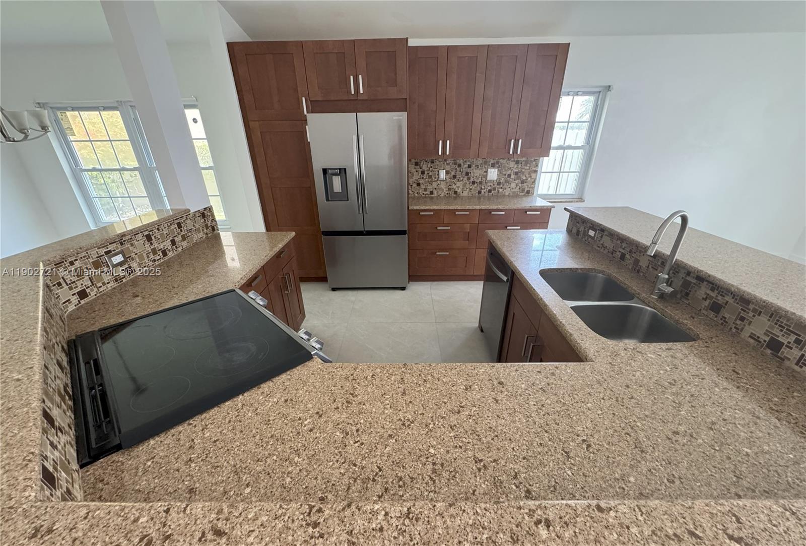 SECTOR 4 - Residential Lease