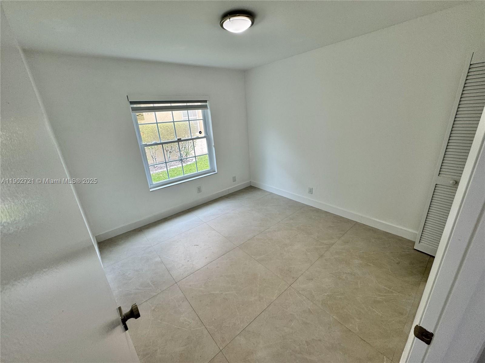 SECTOR 4 - Residential Lease