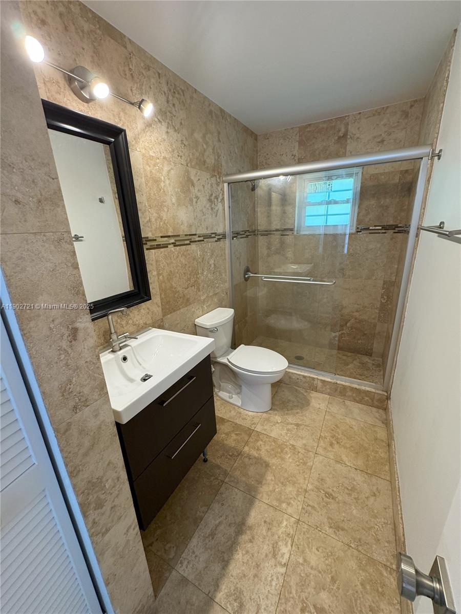 SECTOR 4 - Residential Lease