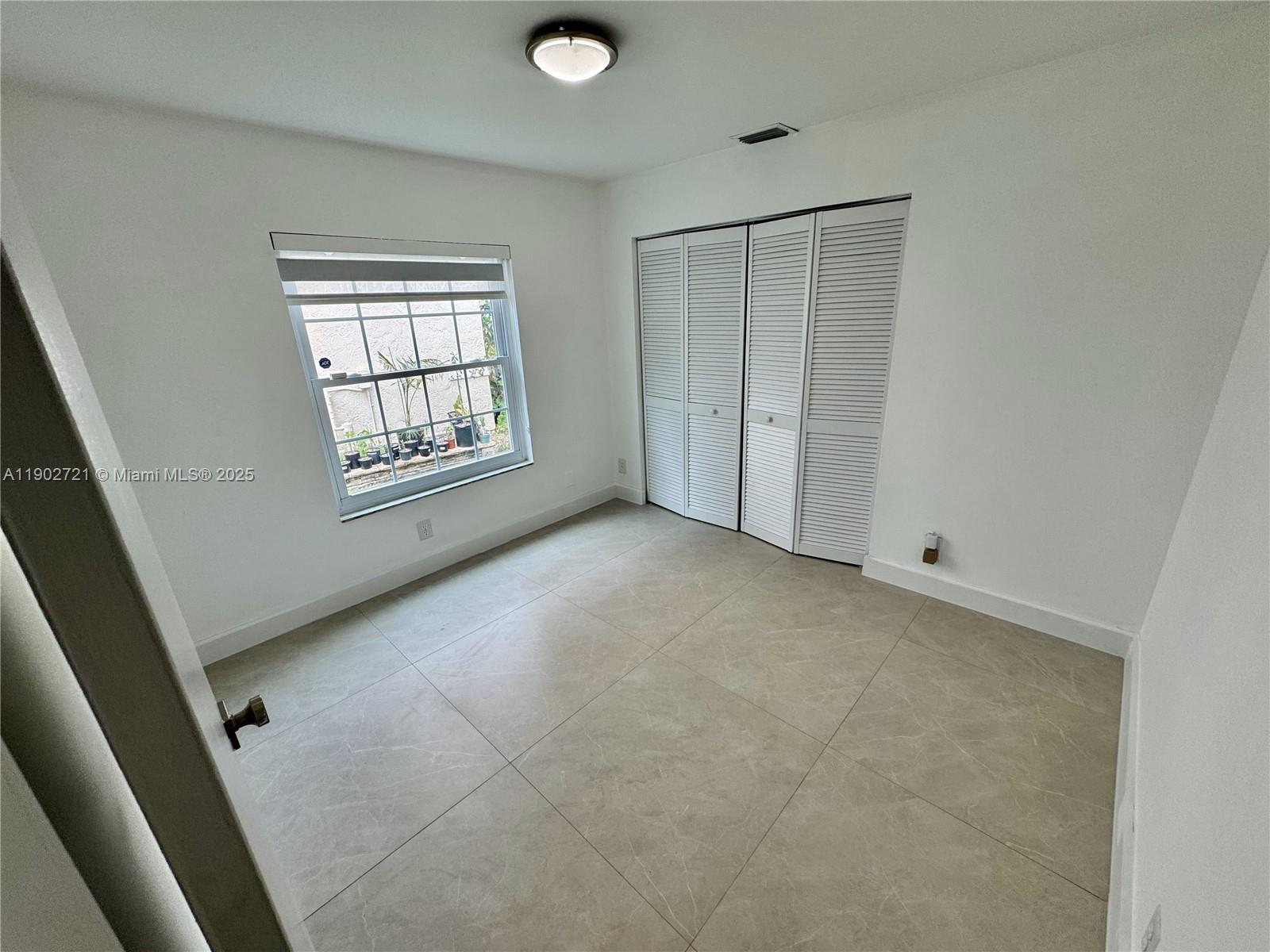 SECTOR 4 - Residential Lease